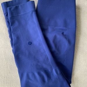Lululemon Cropped Scrunch Leggings